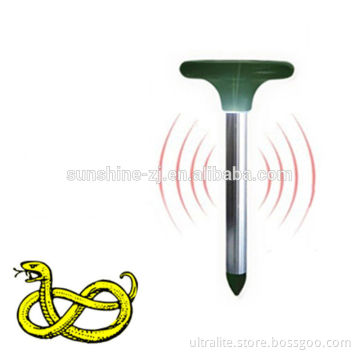 Solar Powered Garden Pest Rodent Rat Snake Repeller